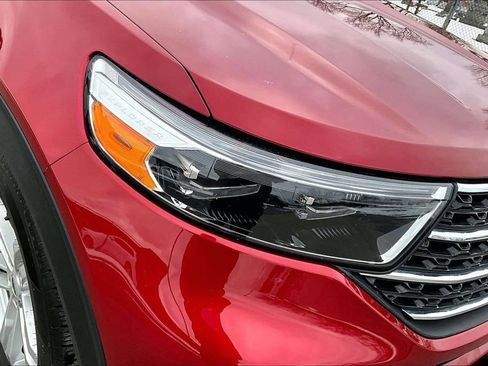 Certified 2022 Ford Explorer XLT w/ Equipment Group 202A image 28