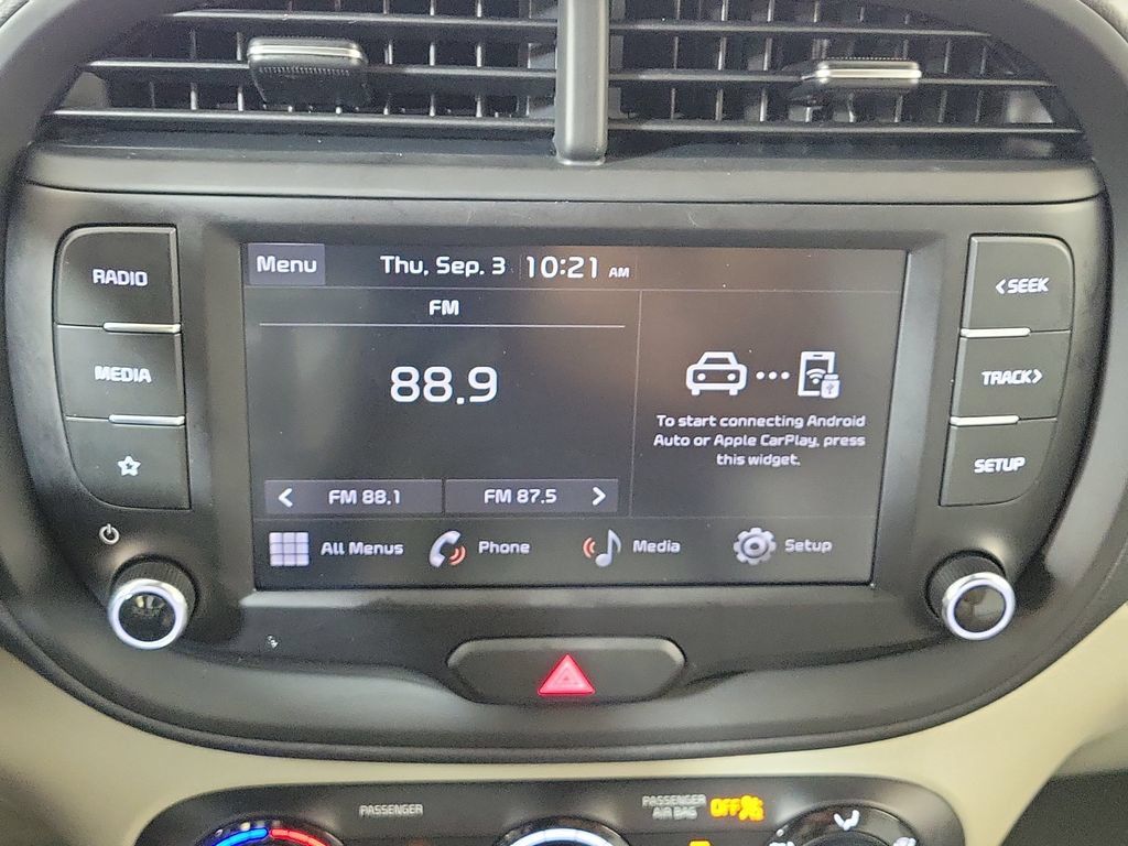 Used 2023 Kia Soul LX FWD image 20