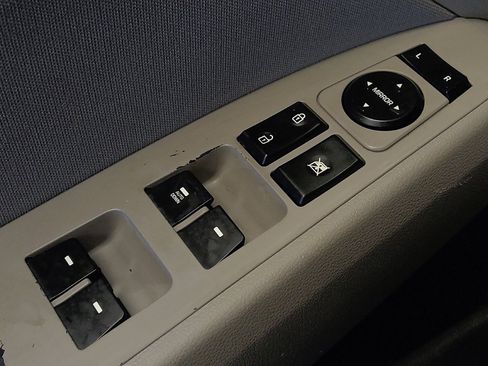 Used 2018 Hyundai Elantra SEL image 27