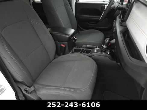 Used 2024 Jeep Wrangler Unlimited w/ Convenience Group AWD/4WD image 38