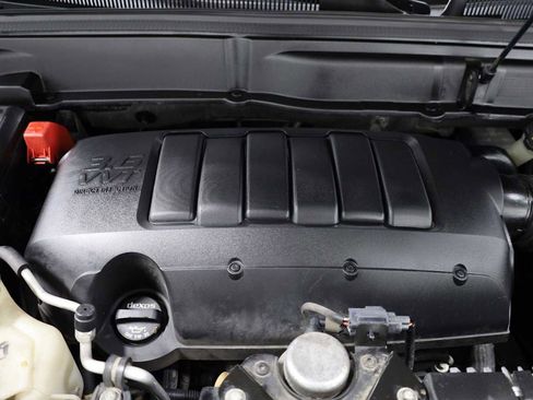 Used 2012 GMC Acadia Denali image 38