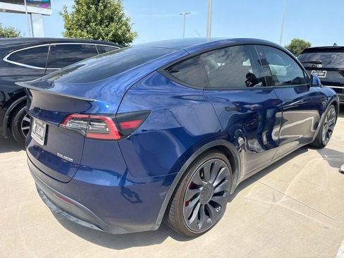 Used 2022 Tesla Model Y Performance AWD/4WD image 4