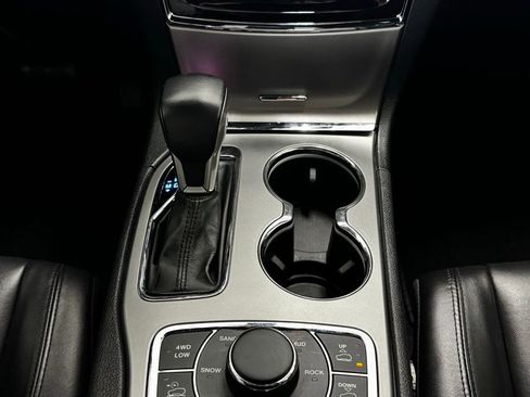 Used 2020 Jeep Grand Cherokee Limited w/ Premium Lighting Group AWD/4WD image 20