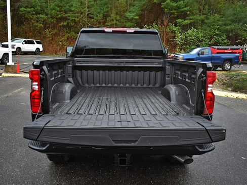 New 2026 Chevrolet Silverado 2500 Custom w/ Custom Value Package AWD/4WD image 8