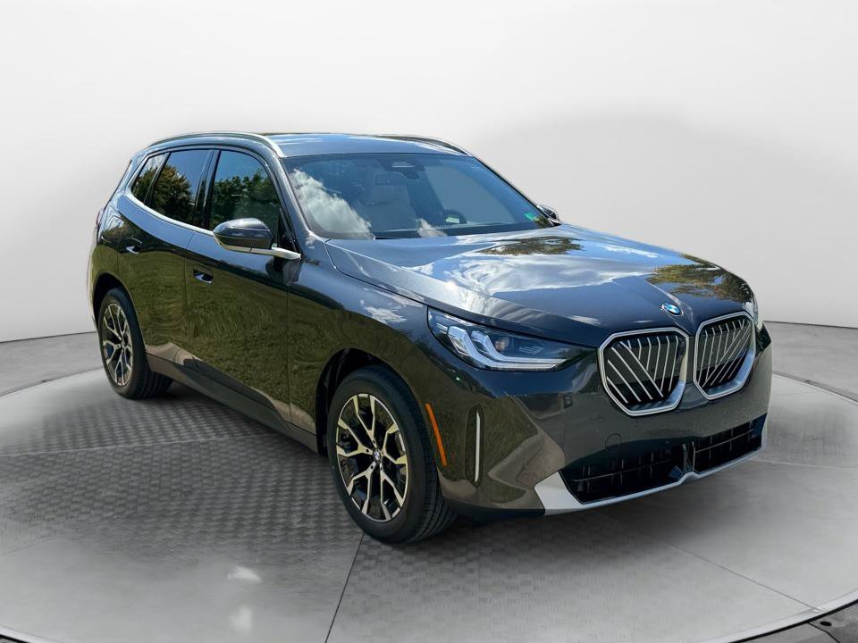 Used 2026 BMW X3 xDrive30i w/ Premium Package AWD/4WD image 1