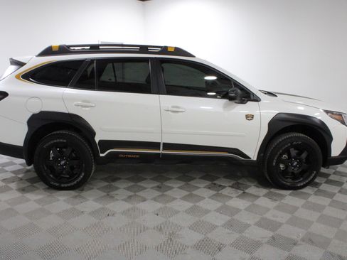Used 2025 Subaru Outback Wilderness AWD/4WD image 27