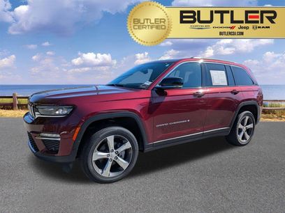 Certified 2025 Jeep Grand Cherokee Limited w/ Luxury Tech Group II