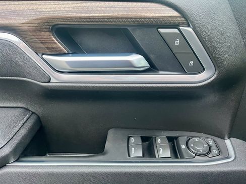 Certified 2025 Chevrolet Silverado 1500 LT image 9