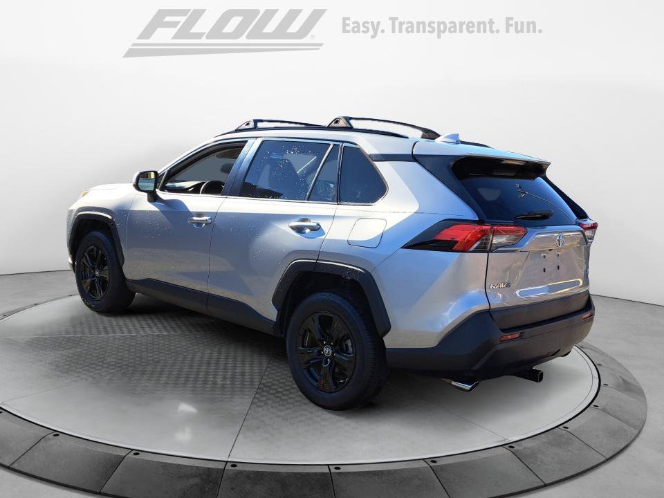Used 2019 Toyota RAV4 XLE FWD image 6
