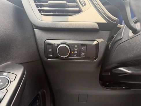 Used 2023 Ford Escape ST-Line w/ Tech Pack #1 AWD/4WD image 14