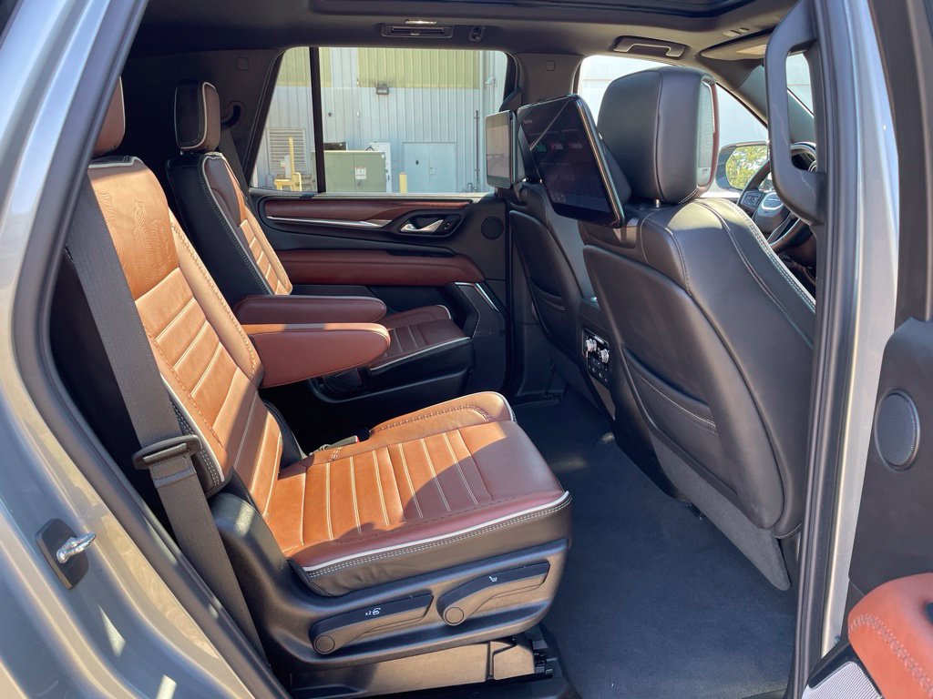 Used 2023 GMC Yukon Denali Ultimate AWD/4WD image 50