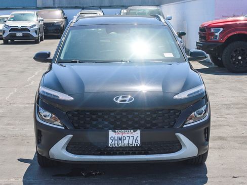Used 2023 Hyundai Kona SEL w/ Cargo Package AWD/4WD image 2
