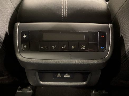 Used 2024 Nissan Pathfinder SV AWD/4WD image 38