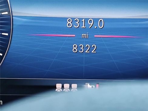 New 2025 Mercedes-Benz GLB 250 image 29