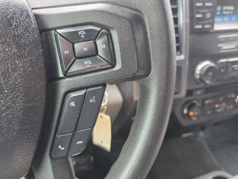 Used 2018 Ford F250 XLT w/ Snow Plow Prep Package AWD/4WD image 13