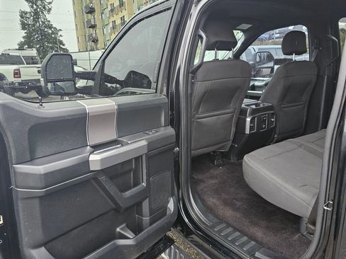 Used 2016 Ford F150 XLT w/ Equipment Group 302A Luxury image 14