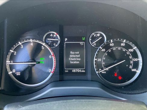Used 2023 Lexus GX 460 Premium w/ Premium Package AWD/4WD image 22