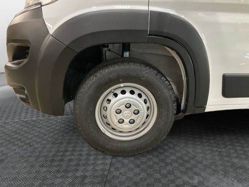 Used 2025 RAM ProMaster 2500 w/ Safety Group FWD image 16