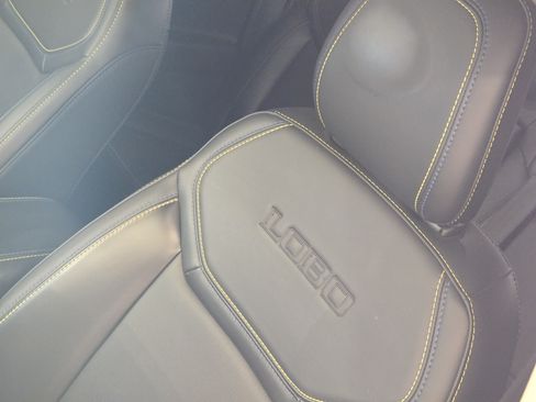Used 2025 Ford Maverick Lobo AWD/4WD image 15