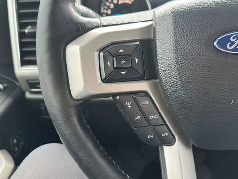 Used 2019 Ford F150 Lariat w/ Equipment Group 502A Luxury image 15