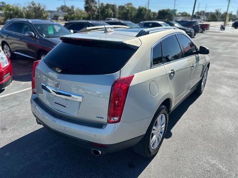 Used 2016 Cadillac SRX Luxury image 10