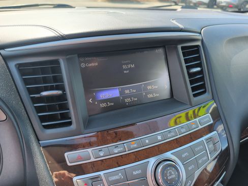 Used 2019 INFINITI QX60 Luxe w/ Sensory Package AWD/4WD image 25