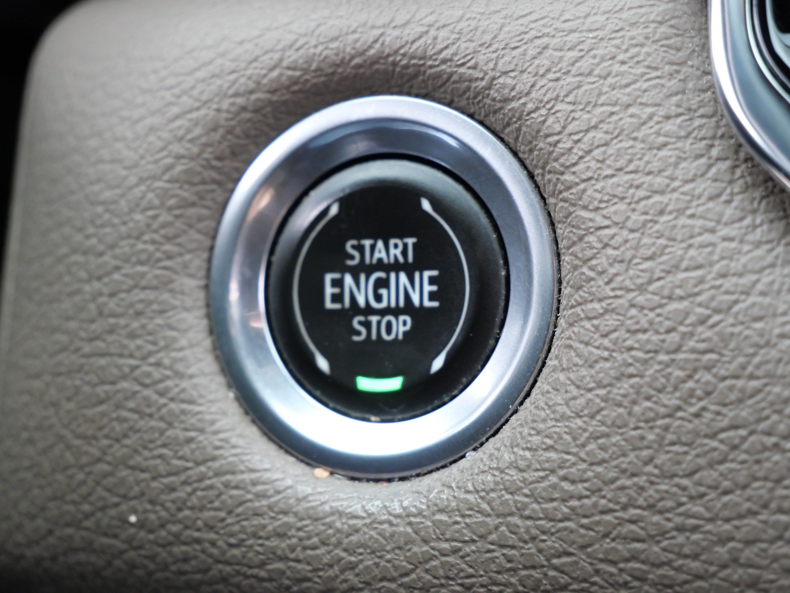 Used 2023 GMC Canyon Denali AWD/4WD image 30