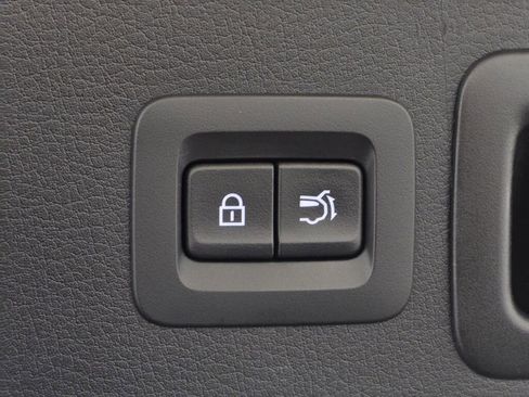 Used 2024 MAZDA CX-30 AWD 2.5 S w/ Premium Package image 23