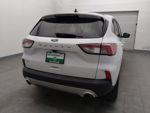 Used 2021 Ford Escape SE image 7