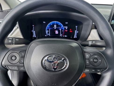 Used 2026 Toyota Corolla Cross L FWD image 16