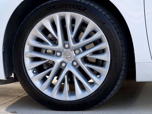 Used 2014 Lexus ES 350 image 25