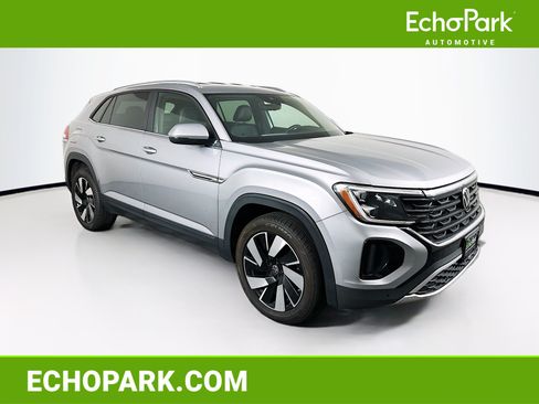 Used 2024 Volkswagen Atlas Cross Sport SE AWD/4WD image 1