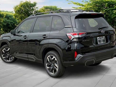 Used 2025 Subaru Forester Limited w/ Popular Package image 3