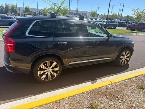 Used 2022 Volvo XC90 T8 Inscription w/ Advanced Package AWD/4WD image 14
