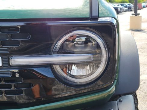 Used 2024 Ford Bronco Wildtrak image 9