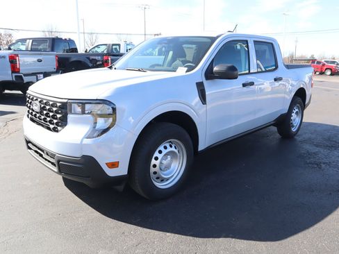 New 2026 Ford Maverick XL image 9