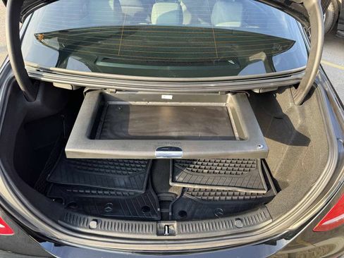 Used 2017 Mercedes-Benz E 300 4MATIC image 50
