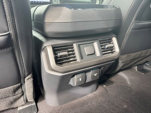 New 2025 Ford F150 Lariat w/ Equipment Group 501A Mid image 26