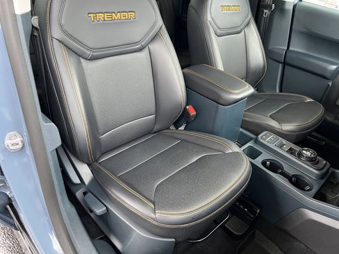 Used 2025 Ford Maverick Tremor image 22