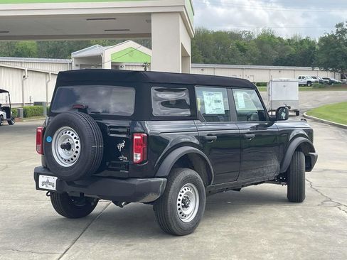 New 2025 Ford Bronco 4-Door AWD/4WD image 3