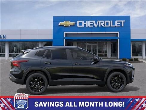 New 2026 Chevrolet Trax ACTIV w/ Sunroof Package FWD image 5