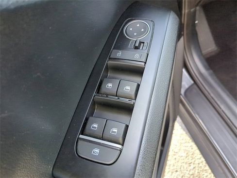 Used 2024 Kia Soul LX w/ Option Group 015 image 19