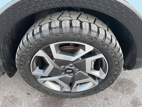 Used 2022 Hyundai Santa Cruz Limited AWD/4WD image 18