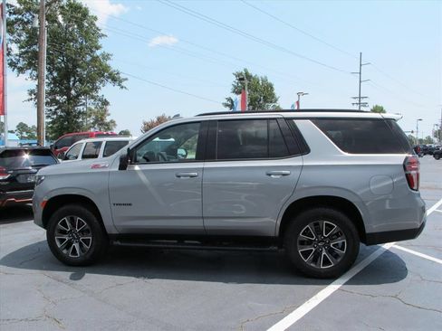 Used 2024 Chevrolet Tahoe Z71 w/ Luxury Package AWD/4WD image 6