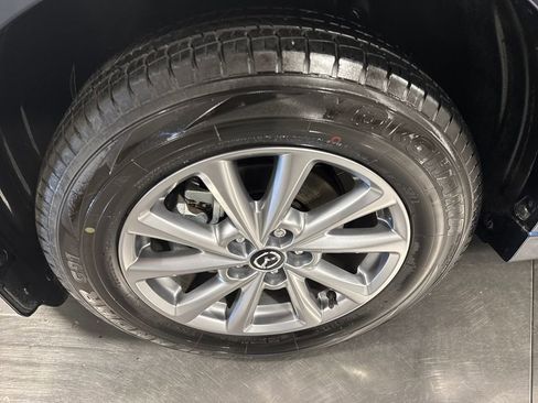 Used 2025 MAZDA CX-5 AWD 2.5 S w/ Preferred Package image 11