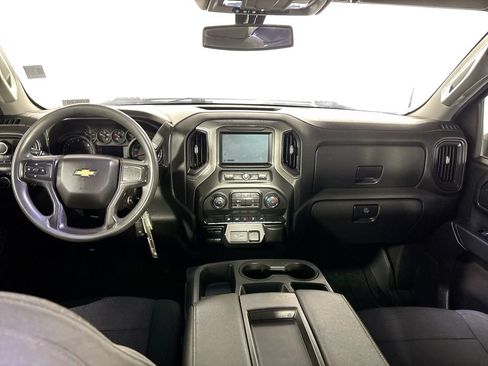 Used 2022 Chevrolet Silverado 2500 Custom w/ Custom Value Package AWD/4WD image 12