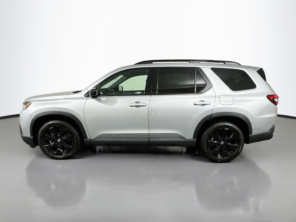 New 2026 Honda Pilot Black Edition image 8