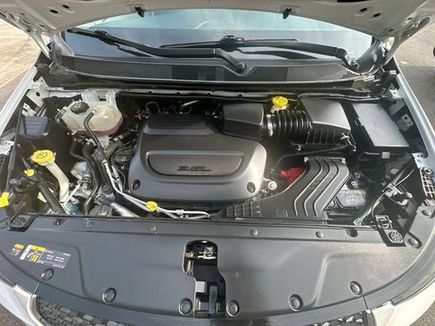 Certified 2022 Chrysler Pacifica Touring-L FWD image 27
