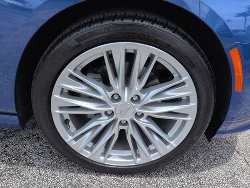 Used 2020 Cadillac CT4 Premium Luxury RWD image 11