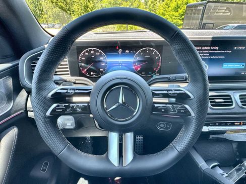 New 2026 Mercedes-Benz GLS 580 4MATIC image 21